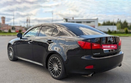Lexus IS II рестайлинг 2, 2006 год, 1 050 000 рублей, 4 фотография
