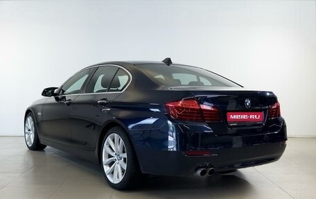 BMW 5 серия, 2015 год, 2 011 000 рублей, 2 фотография