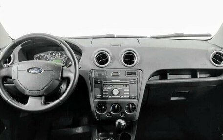 Ford Fusion I, 2006 год, 380 000 рублей, 10 фотография