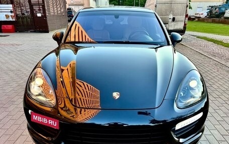 Porsche Cayenne III, 2013 год, 2 490 000 рублей, 2 фотография