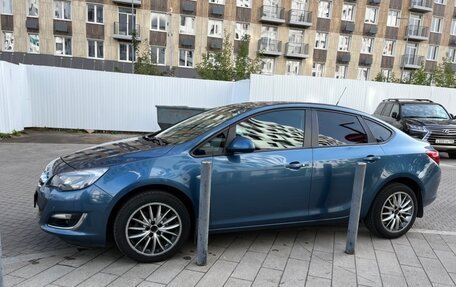 Opel Astra J, 2012 год, 690 000 рублей, 4 фотография