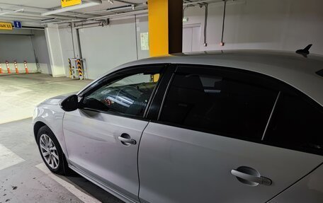 Volkswagen Jetta VI, 2011 год, 950 000 рублей, 15 фотография