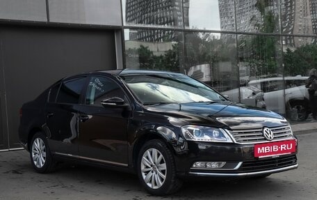 Volkswagen Passat B7, 2013 год, 1 047 000 рублей, 3 фотография