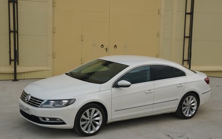 Volkswagen Passat CC I рестайлинг, 2013 год, 1 499 999 рублей, 2 фотография