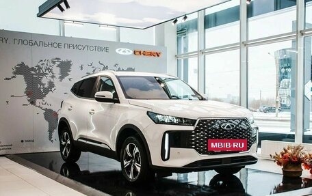 Chery Tiggo 4 I рестайлинг, 2025 год, 2 200 000 рублей, 3 фотография