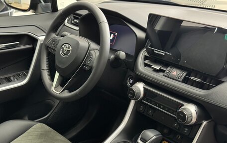Toyota RAV4, 2025 год, 4 467 000 рублей, 10 фотография