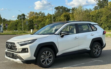 Toyota RAV4, 2025 год, 3 700 000 рублей, 3 фотография
