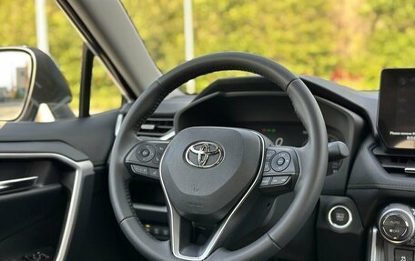 Toyota RAV4, 2025 год, 3 700 000 рублей, 17 фотография