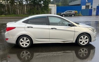 Hyundai Solaris II рестайлинг, 2015 год, 400 000 рублей, 1 фотография