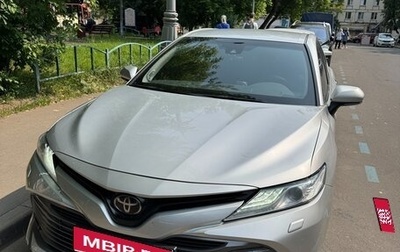 Toyota Camry, 2019 год, 3 000 000 рублей, 1 фотография