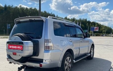 Mitsubishi Pajero IV, 2010 год, 1 575 000 рублей, 4 фотография