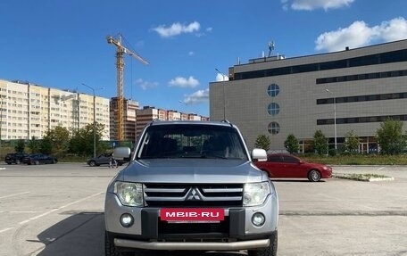 Mitsubishi Pajero IV, 2010 год, 1 575 000 рублей, 3 фотография