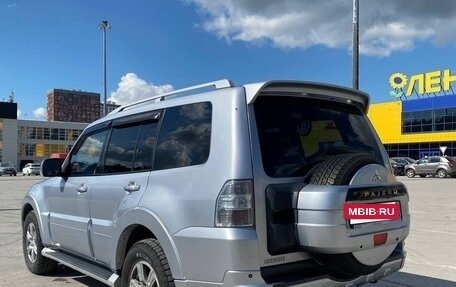 Mitsubishi Pajero IV, 2010 год, 1 575 000 рублей, 7 фотография