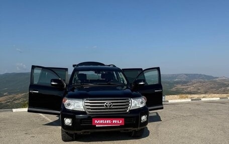 Toyota Land Cruiser 200, 2013 год, 3 700 000 рублей, 13 фотография