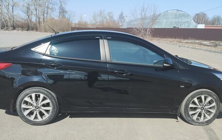 Hyundai Solaris II рестайлинг, 2015 год, 1 150 000 рублей, 3 фотография