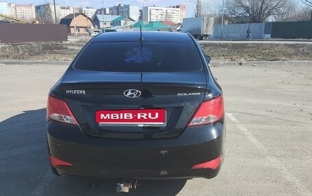Hyundai Solaris II рестайлинг, 2015 год, 1 150 000 рублей, 4 фотография