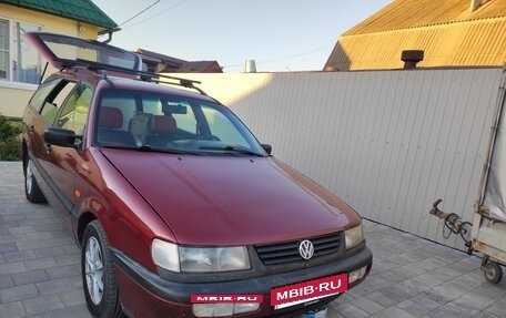 Volkswagen Passat B4, 1994 год, 220 000 рублей, 2 фотография