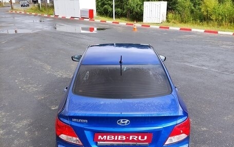 Hyundai Solaris II рестайлинг, 2011 год, 515 000 рублей, 2 фотография