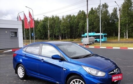 Hyundai Solaris II рестайлинг, 2011 год, 515 000 рублей, 12 фотография
