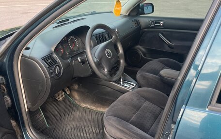 Volkswagen Golf IV, 2002 год, 300 000 рублей, 5 фотография
