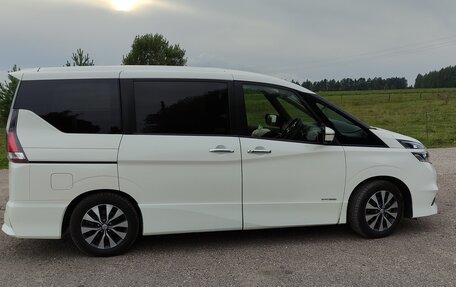 Nissan Serena IV, 2019 год, 2 100 000 рублей, 2 фотография