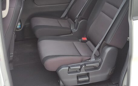 Nissan Serena IV, 2019 год, 2 100 000 рублей, 6 фотография