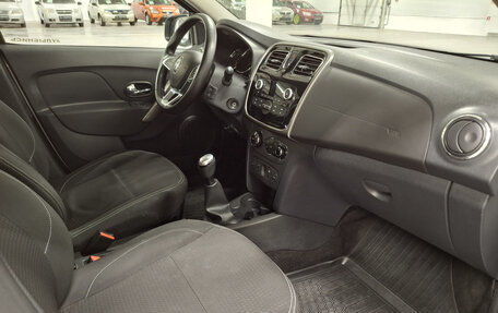 Renault Logan II, 2020 год, 830 000 рублей, 15 фотография