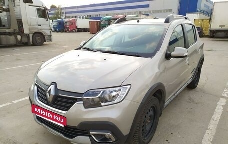 Renault Sandero II рестайлинг, 2018 год, 726 000 рублей, 3 фотография