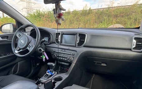 KIA Sportage IV рестайлинг, 2017 год, 1 780 000 рублей, 11 фотография
