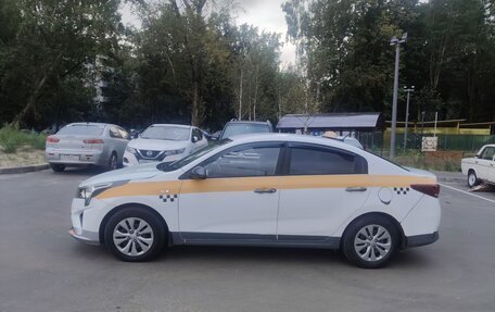 KIA Rio IV, 2022 год, 1 450 000 рублей, 2 фотография