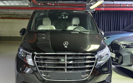 Mercedes-Benz V-Класс, 2025 год, 14 150 000 рублей, 2 фотография