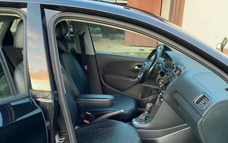 Volkswagen Polo VI (EU Market), 2016 год, 830 000 рублей, 1 фотография