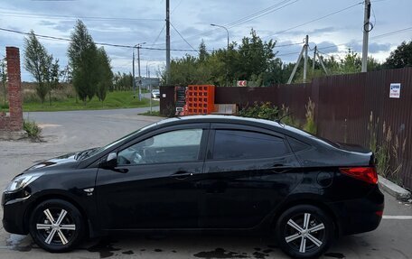 Hyundai Solaris II рестайлинг, 2013 год, 775 000 рублей, 3 фотография