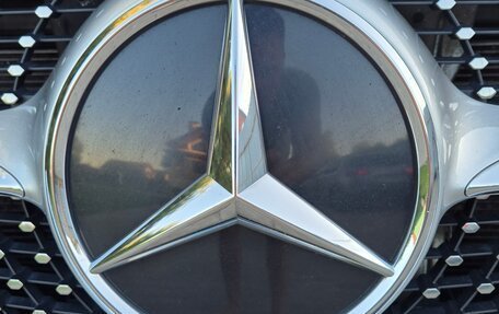 Mercedes-Benz V-Класс, 2019 год, 6 850 000 рублей, 4 фотография