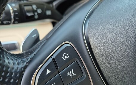 Mercedes-Benz V-Класс, 2019 год, 6 850 000 рублей, 27 фотография