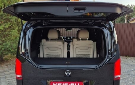 Mercedes-Benz V-Класс, 2019 год, 6 850 000 рублей, 18 фотография