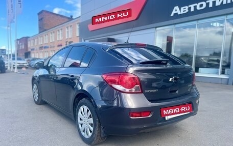 Chevrolet Cruze II, 2014 год, 700 000 рублей, 6 фотография