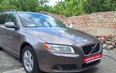 Volvo V70 III рестайлинг, 2007 год, 2 100 000 рублей, 3 фотография