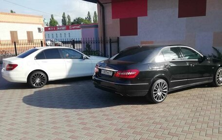 Mercedes-Benz E-Класс, 2012 год, 1 550 000 рублей, 5 фотография
