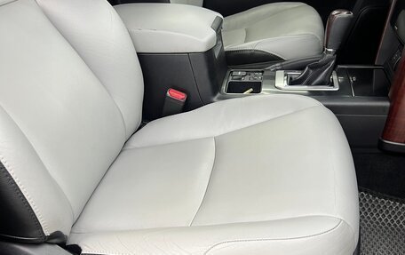 Toyota Land Cruiser Prado 150 рестайлинг 2, 2015 год, 3 500 000 рублей, 5 фотография