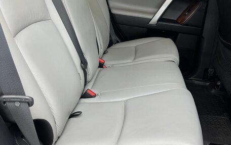 Toyota Land Cruiser Prado 150 рестайлинг 2, 2015 год, 3 500 000 рублей, 3 фотография