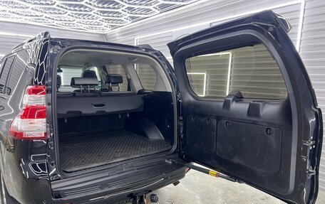 Toyota Land Cruiser Prado 150 рестайлинг 2, 2015 год, 3 500 000 рублей, 12 фотография