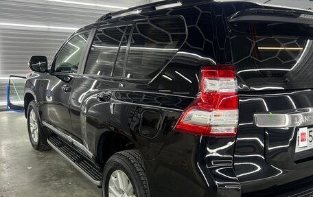 Toyota Land Cruiser Prado 150 рестайлинг 2, 2015 год, 3 500 000 рублей, 14 фотография