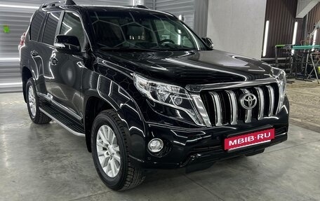 Toyota Land Cruiser Prado 150 рестайлинг 2, 2015 год, 3 500 000 рублей, 21 фотография