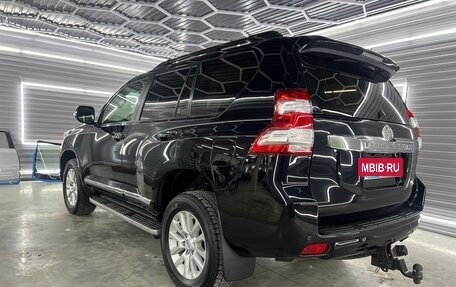 Toyota Land Cruiser Prado 150 рестайлинг 2, 2015 год, 3 500 000 рублей, 16 фотография