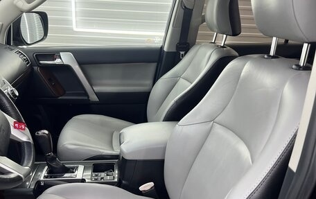 Toyota Land Cruiser Prado 150 рестайлинг 2, 2015 год, 3 500 000 рублей, 9 фотография