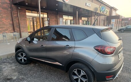 Renault Kaptur I рестайлинг, 2021 год, 1 660 000 рублей, 4 фотография