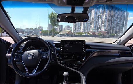 Toyota Camry, 2021 год, 3 550 000 рублей, 12 фотография