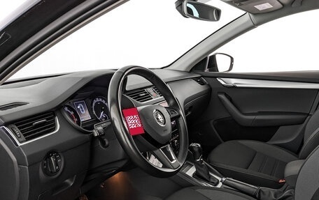 Skoda Octavia, 2020 год, 2 295 000 рублей, 15 фотография