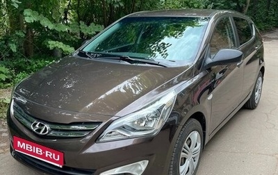 Hyundai Solaris II рестайлинг, 2014 год, 785 000 рублей, 1 фотография